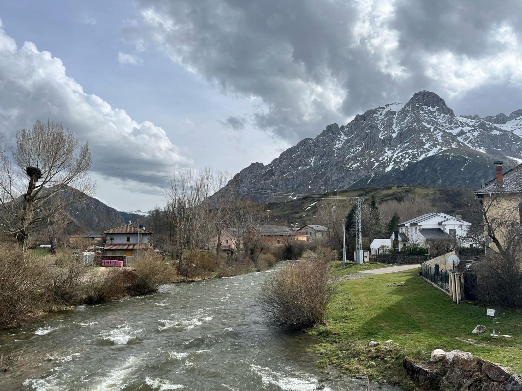 Casas Rurales Cuatro Valles Naredo de Fenar Eksteriør billede